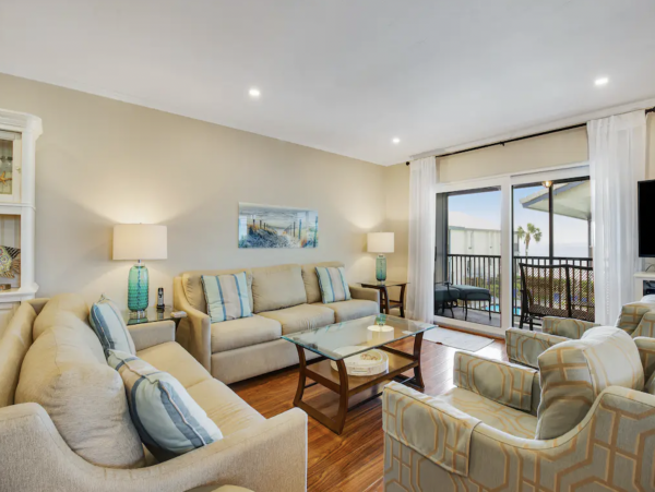 Anna Maria Three bedroom Beach Condos Sleeps 6