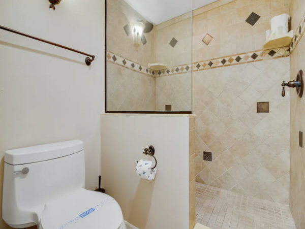 Anna Maria Three bedroom Beach Condos Sleeps 6