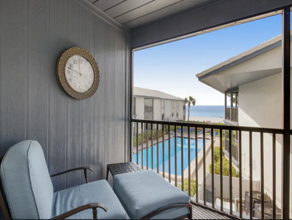 Anna Maria Three bedroom Beach Condos Sleeps 6