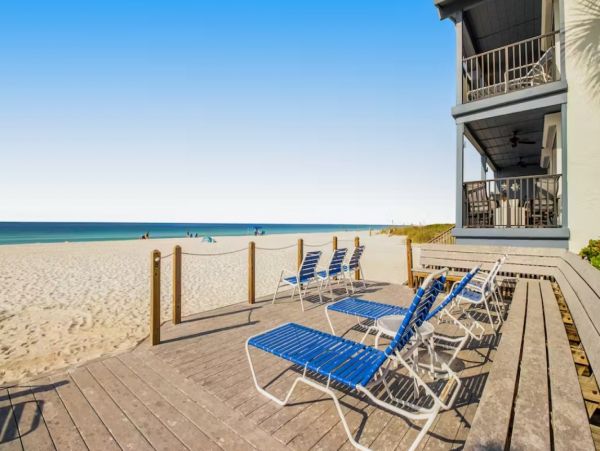 Anna Maria Three bedroom Beach Condos Sleeps 6