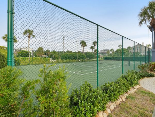 Anna Maria Three bedroom Beach Condos Sleeps 6