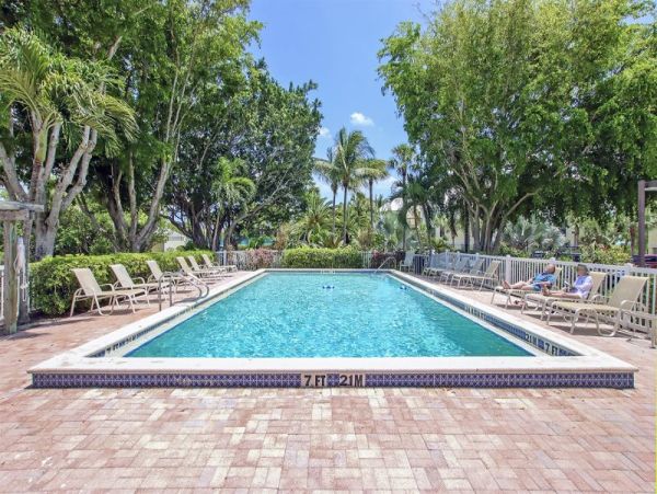 Captiva Island Vacation Rental with a Loft Sleeps Eight Guests