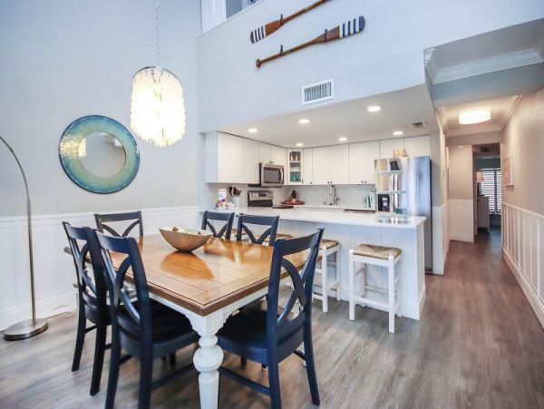 Captiva Island Vacation Rental with a Loft Sleeps Eight Guests