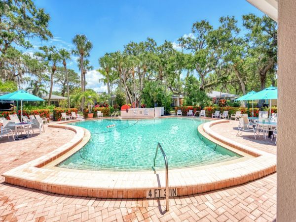 Lovely Siesta Key Two Bedroom Vacation Rental