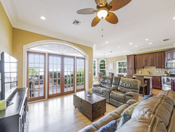Bayfront Beauty Vacation Home with 4 Bedrooms Bradenton Beach