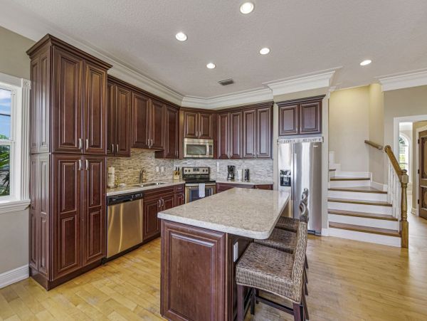 Bayfront Beauty Vacation Home with 4 Bedrooms Bradenton Beach