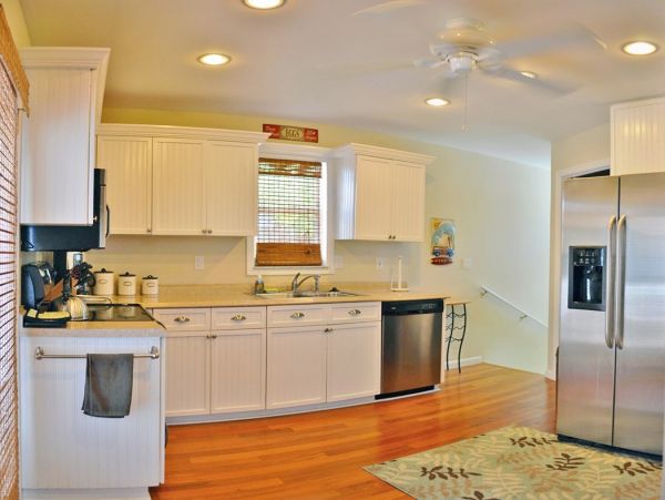 Siesta Key Four Bedroom Vacation Home -  Large Pool