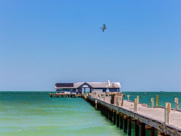 Two Bedroom Duplex With A Very Short Walk to The Beach