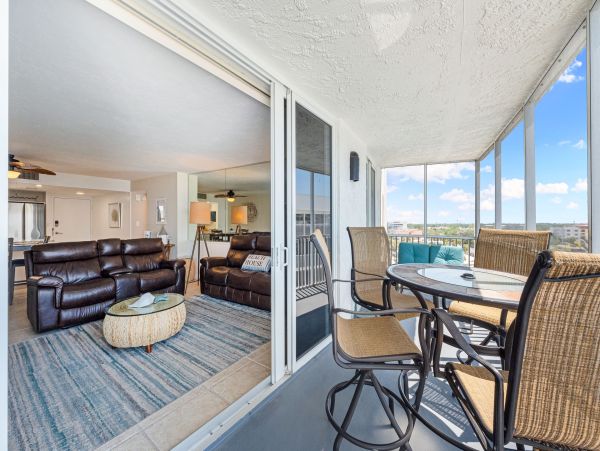 Siesta Key Vacation Rental Condo Beachfront in Siesta Key