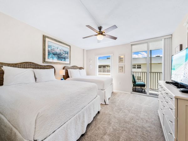 Siesta Key Vacation Rental Condo Beachfront in Siesta Key