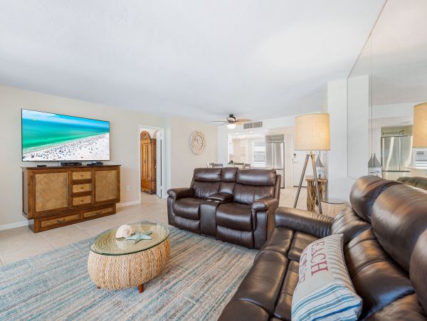 Siesta Key Vacation Rental Condo Beachfront in Siesta Key
