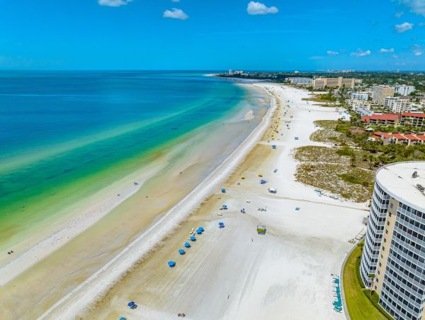 Siesta Key Vacation Rental Condo Beachfront in Siesta Key