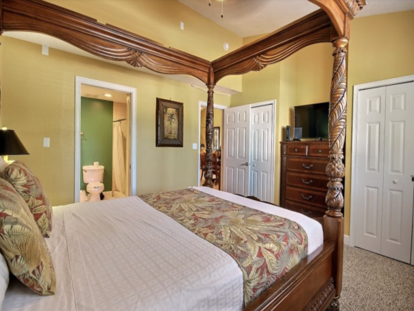 Key Largo Vacation Condo Two Bedroom Walk to Beach
