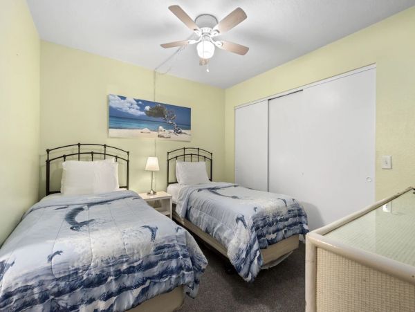 Beach Condo for Rent on Bradenton Beach Sleeps 6