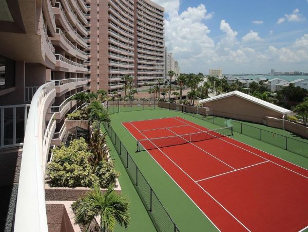 Gulf-front 2 Bedroom Vacation Rental in Clearwater Beach