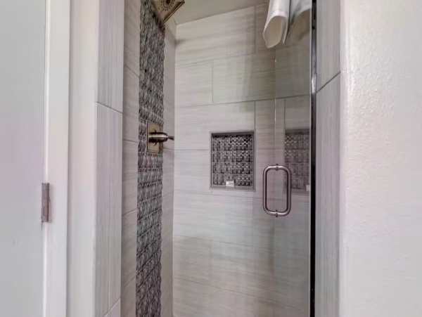 Gulf-front 2 Bedroom Vacation Rental in Clearwater Beach