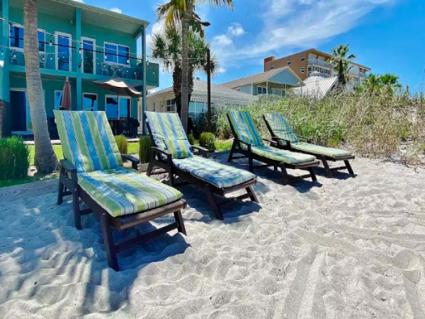 Beach front condo with gulf views