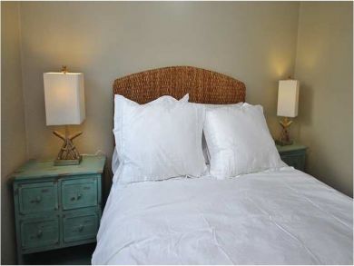 Queen Bedroom