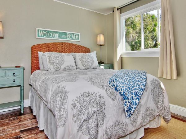 Gulf-Front Condo Ground Floor Sleeps 4 Guests