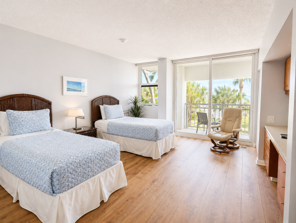 Longboat Key Beachfront Vacation Rental - Gulf Coast Condo