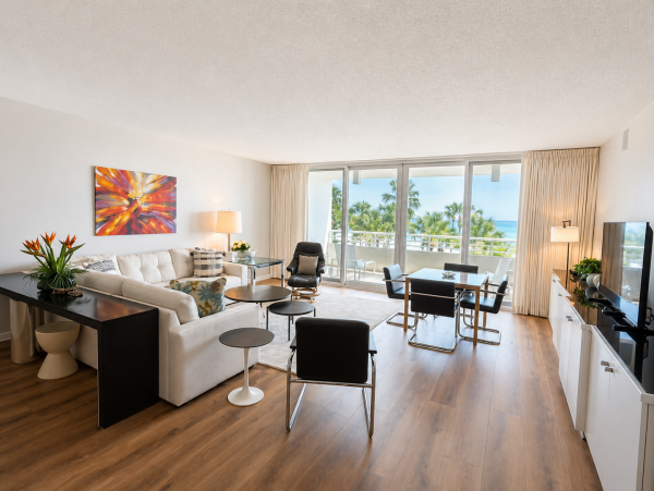 Longboat Key Beachfront Vacation Rental - Gulf Coast Condo
