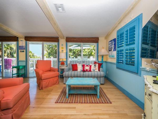 Anna Maria 3 Bedroom Just About a Beach House!