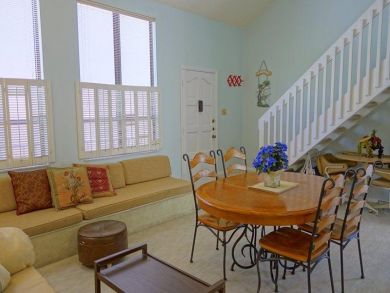 Anna Maria Island Two Bedroom Condo Beach Just 2 Min Away! Anna Maria Island Two Bedroom Condo Beach Just 2 Min Away!