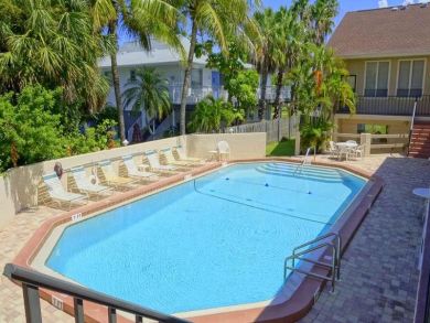 Anna Maria Island Two Bedroom Condo Beach Just 2 Min Away! Anna Maria Island Two Bedroom Condo Beach Just 2 Min Away!
