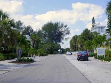 Three Bedroom Rental on Anna Maria Cottage for Rent  Pool