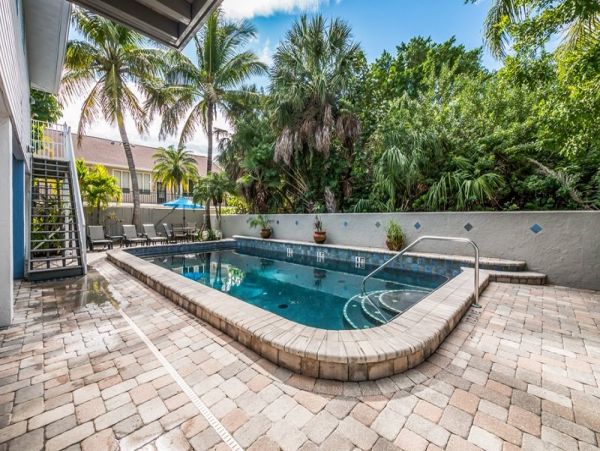 Anna Maria Island Holmes Beach 2 Bedroom Vacation Rental