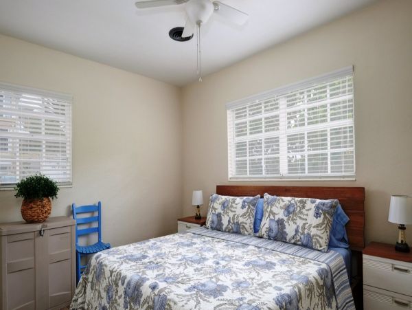 Anna Maria Island Vacation Duplex Sleeps Four Guests