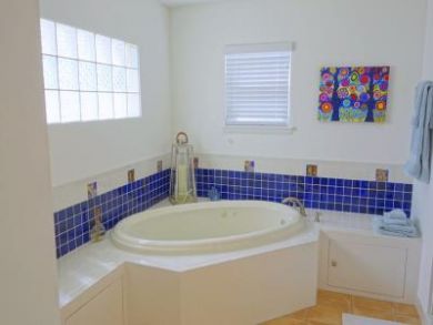 Deep Soaking Tub