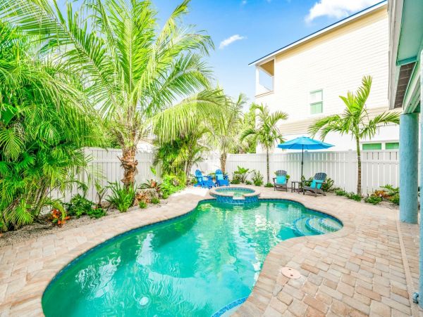 Anna Maria Island North End Vacation Getaway