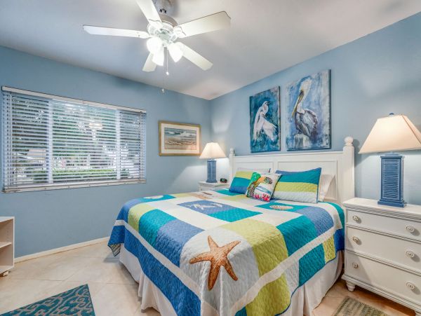 Anna Maria Island Vacation Rental 70 steps to Beaches