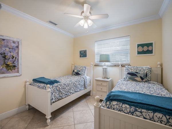 Holmes Beach Vacation Home with Private Pool Walk To Beach