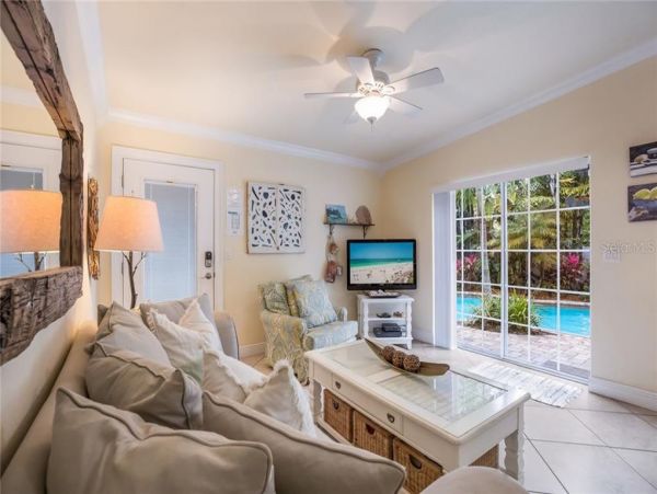 Holmes Beach Vacation Home with Private Pool Walk To Beach