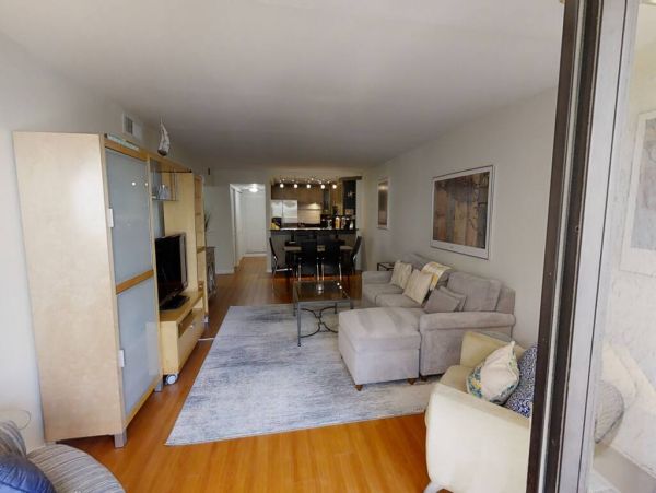 Siesta Key High Quality 2 Bedroom Vacation Rental with Pool