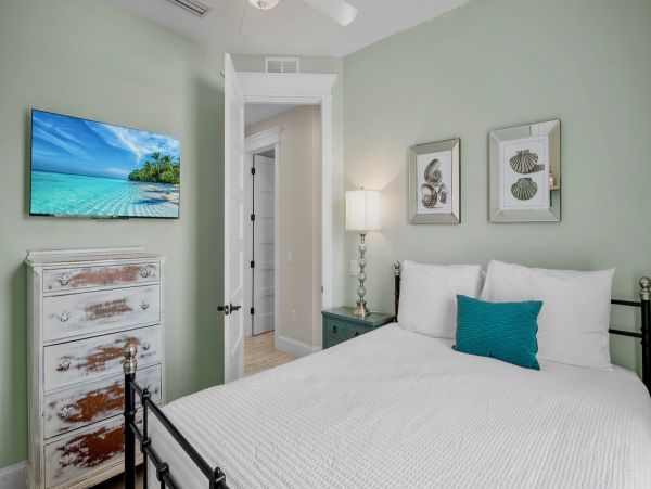 Bradenton Beach Nine Bedroom House  Luxury Anna Maria Island Vacation Rental for Large Groups