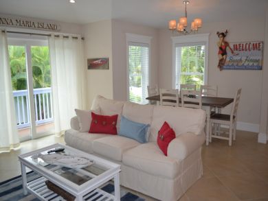 Living & Dining Area