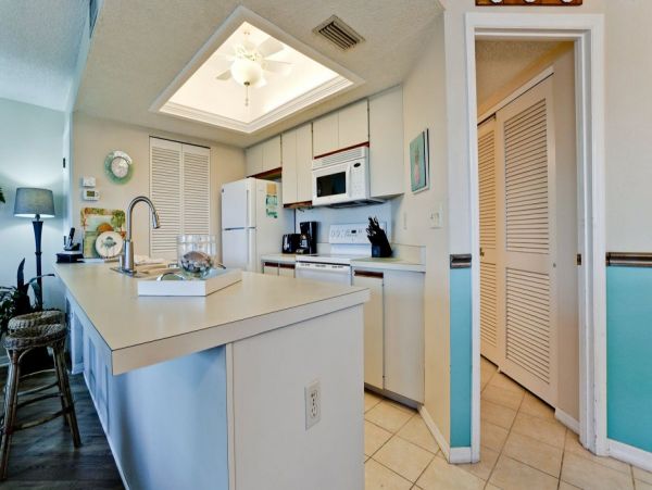 Beautiful Anna Maria Island Bay Condo