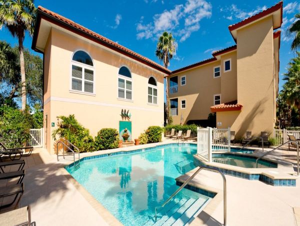Anna Maria Island Cozy Vacation Condo