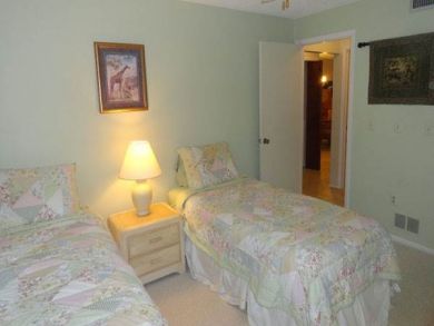 Guest Bedroom has Twin Beds