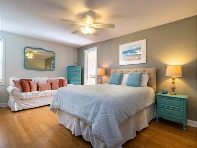 Beautiful Three Bedroom Vacation Rentals on Holmes Beach