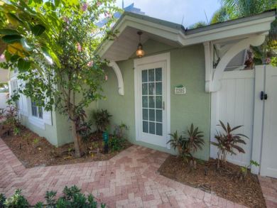 One Bedroom Anna Maria Vacation Rental Short Walk to Beach One Bedroom Anna Maria Vacation Rental Short Walk to Beach