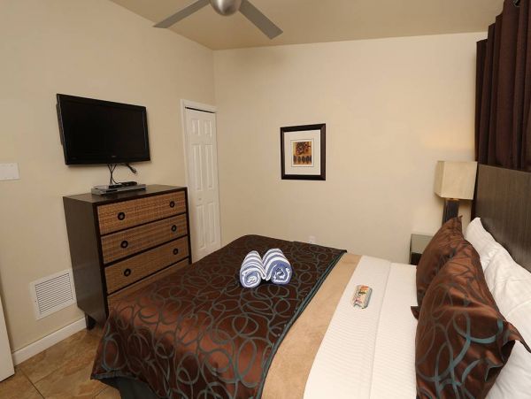 Enjoy Boutique Resort Across Street from Beach Anna Maria