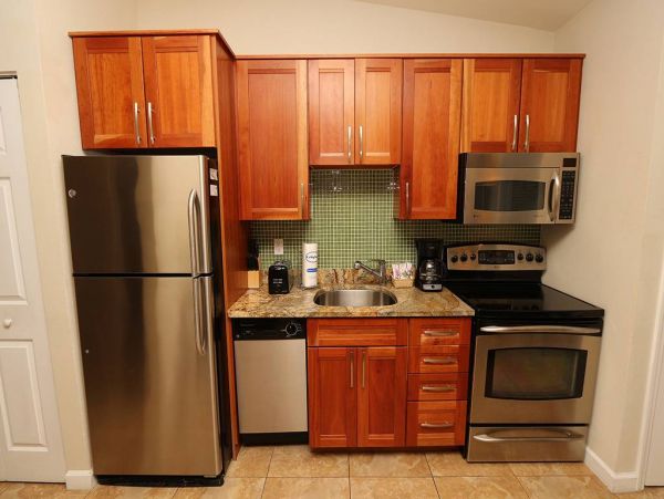 Enjoy Boutique Resort Across Street from Beach Anna Maria