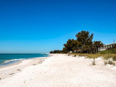 Anna Maria Island Beaches with white sand