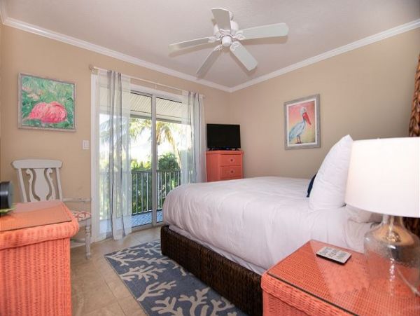 Holmes Beach Vacation Condo 2 Bedrooms Sleeps 6
