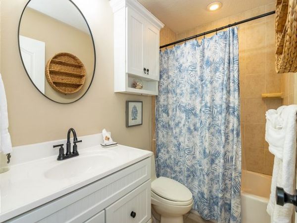 Holmes Beach Vacation Condo 2 Bedrooms Sleeps 6