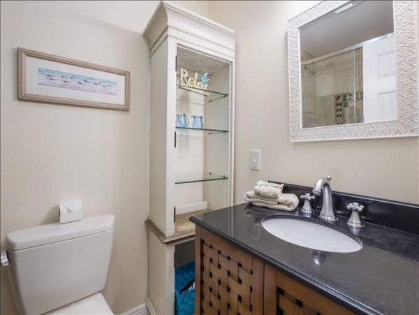 Three Bedroom Home With Private Pool In Anna Maria